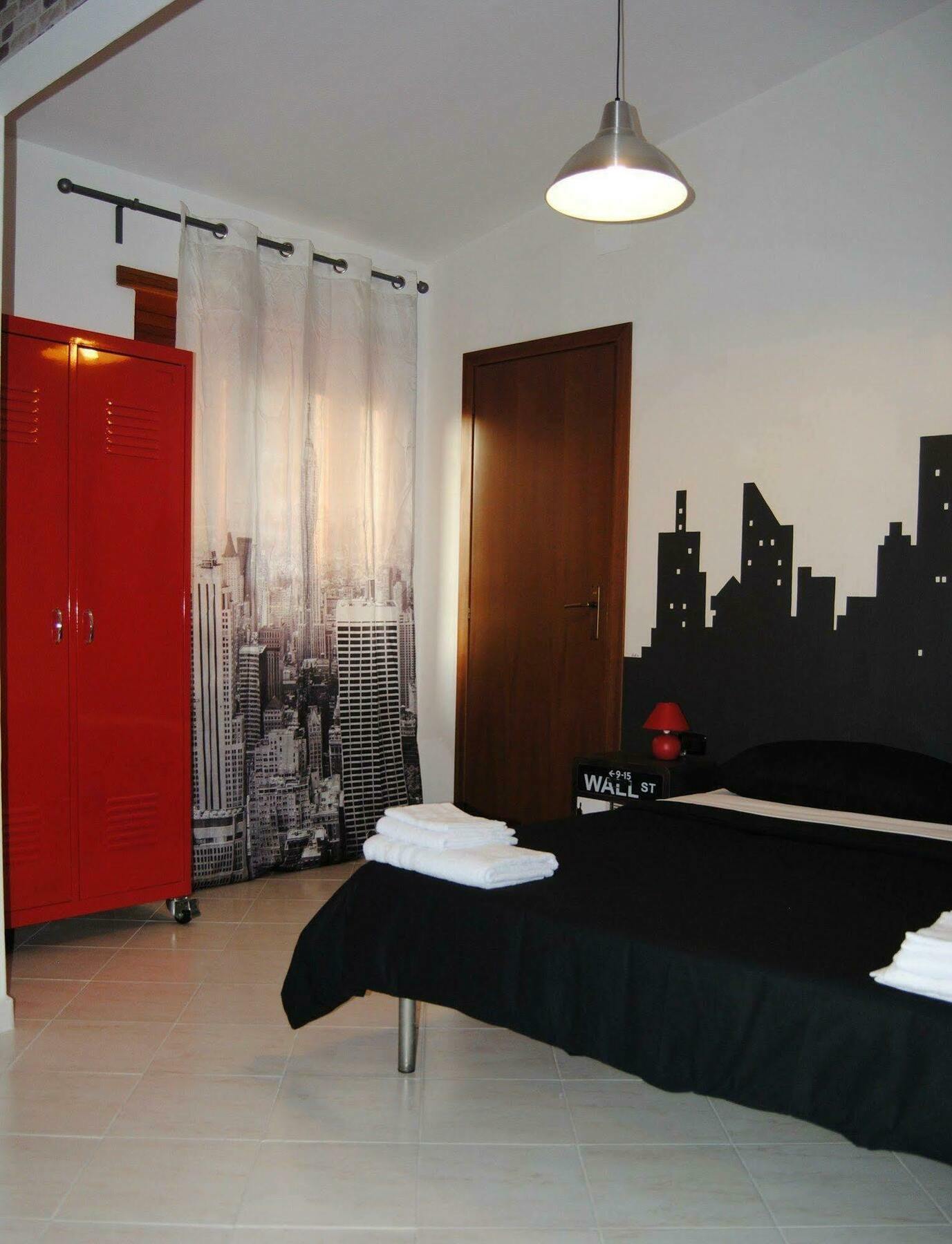 Metropolis Rooms&Services Fiumicino Esterno foto